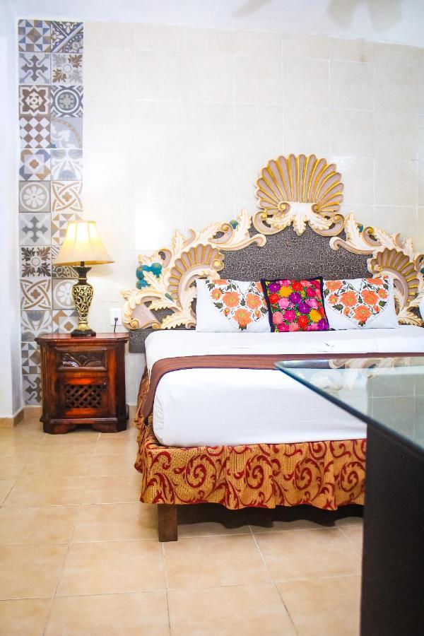 Palacio Canton Hotel - Valladolid Valladolid  Bagian luar foto